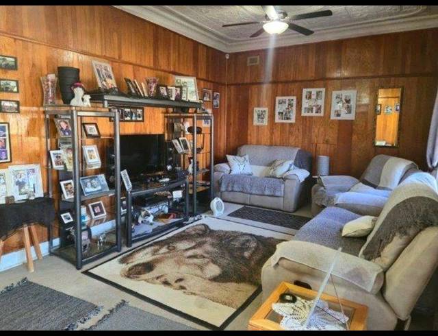 3 BEDROOM HOUSE FOR SALE IN PRIMROSE HILL